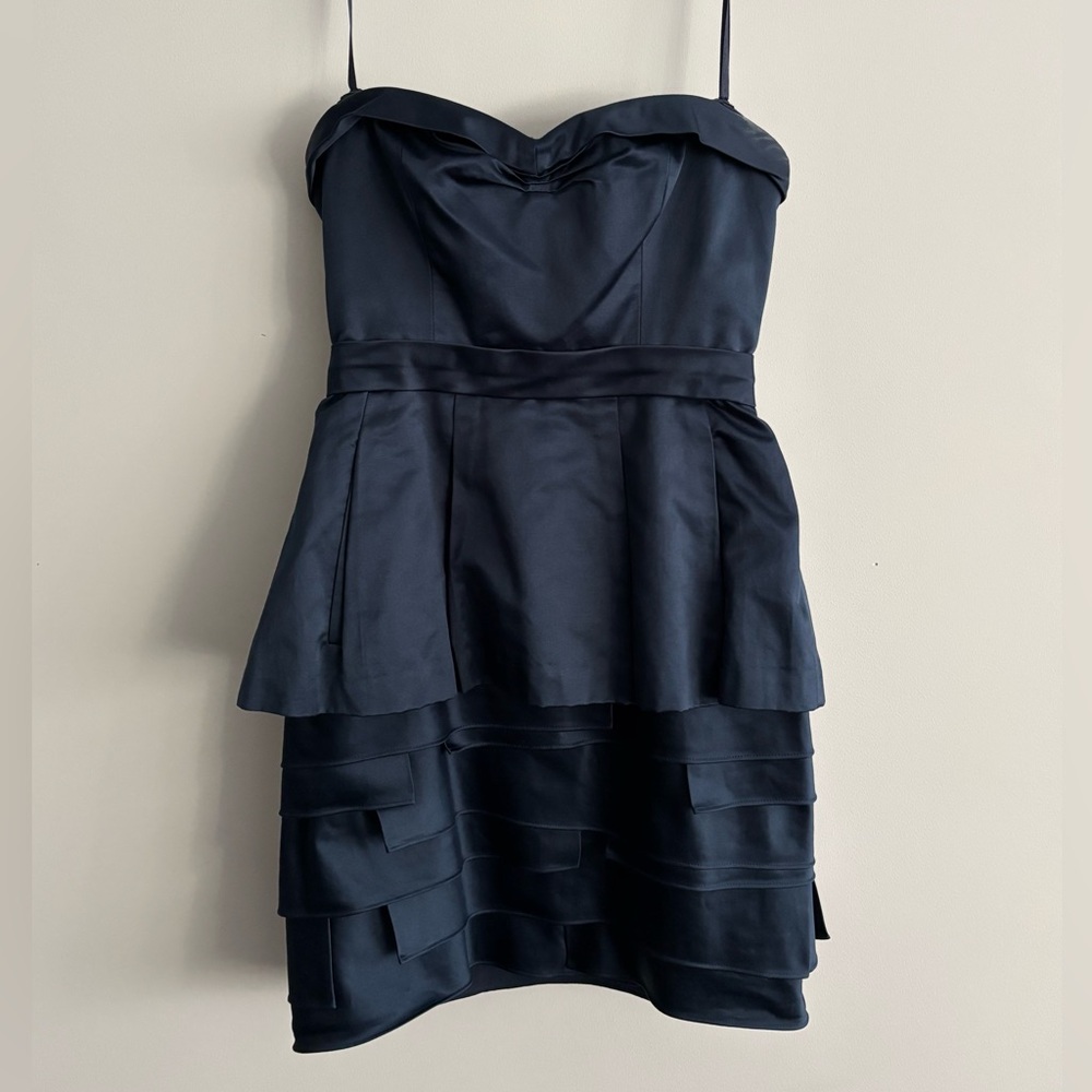 BCBGMAXAZRIA Navy Blue Strapless Cocktail Dress Size 2